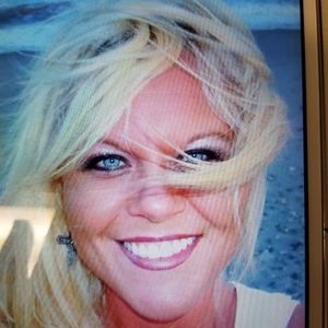 Meet your Posher, Joni